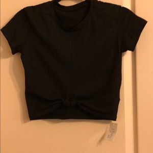 ‼️DONATING IN 24H‼️ NWT Zaful Front Tie Crop Tee